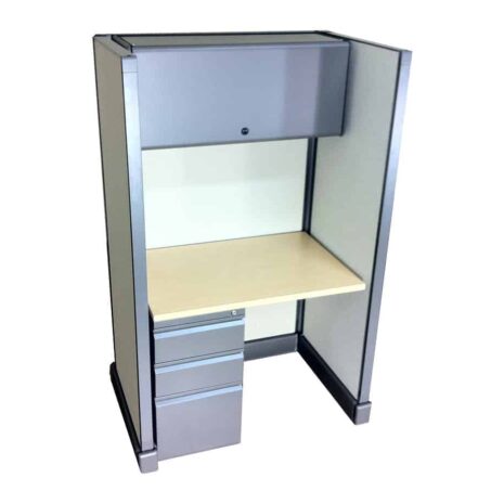 C051 - Color Palette 1 C051 Single Cubicle in Color Palette 1
